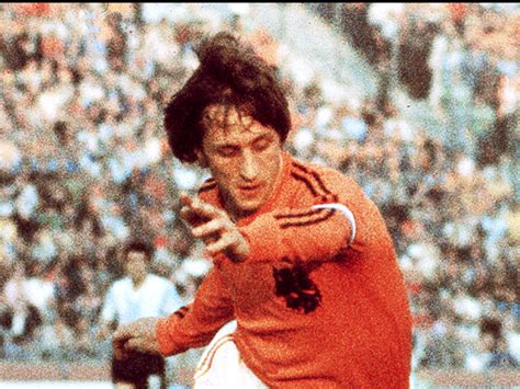 cruijf adidas|why did cruyff not wear adidas.